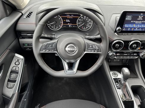 New 2025 Nissan Sentra SR w/ Trunk Package image 11