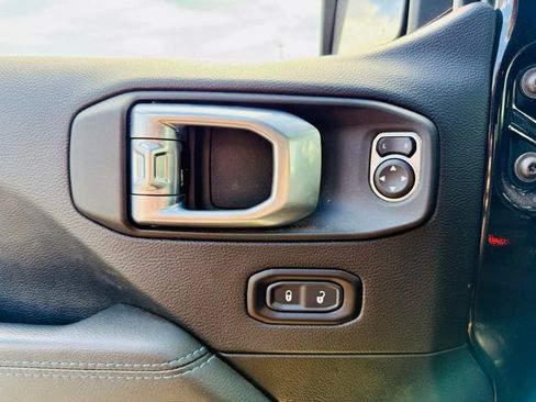 Used 2021 Jeep Wrangler Unlimited Rubicon 4xe w/ Steel Bumper Group image 13