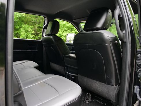 Used 2024 RAM 2500 Tradesman AWD/4WD image 28