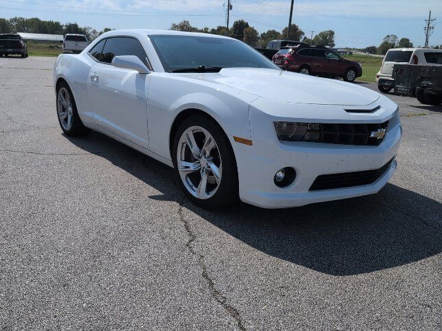Used 2012 Chevrolet Camaro SS w/ RS Package RWD image 4