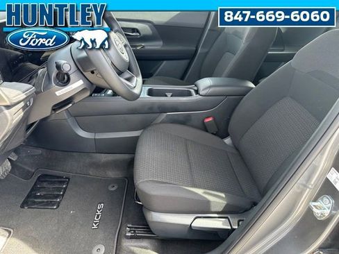 Used 2025 Nissan Kicks S FWD image 15