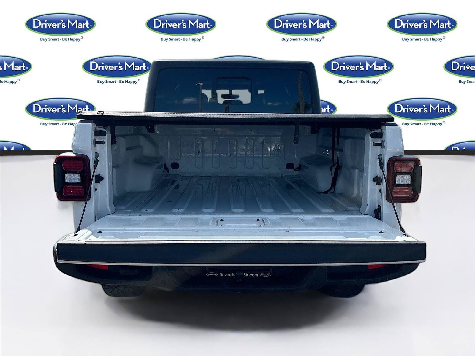Used 2020 Jeep Gladiator Overland AWD/4WD image 25