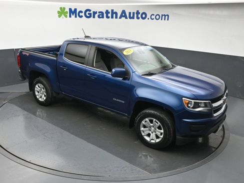 Used 2019 Chevrolet Colorado LT w/ Safety Package AWD/4WD image 3