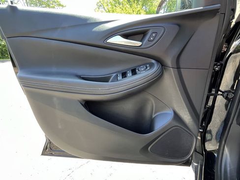 Used 2024 Buick Encore GX Preferred FWD image 9