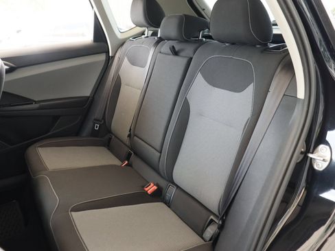 Certified 2023 Volkswagen Taos S FWD image 28