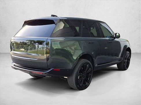 Used 2026 Land Rover Range Rover SE AWD/4WD image 5