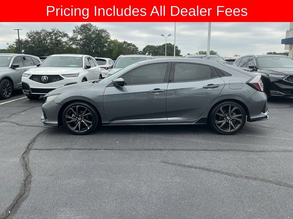 Used 2018 Honda Civic Sport image 2