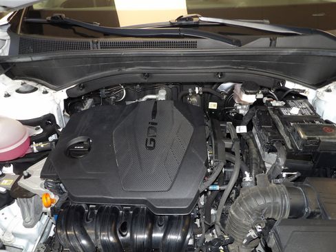 Used 2023 Hyundai Santa Fe SEL image 11