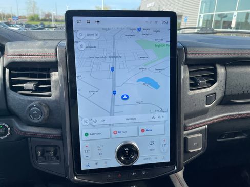 Used 2023 Ford Expedition Max Limited image 15