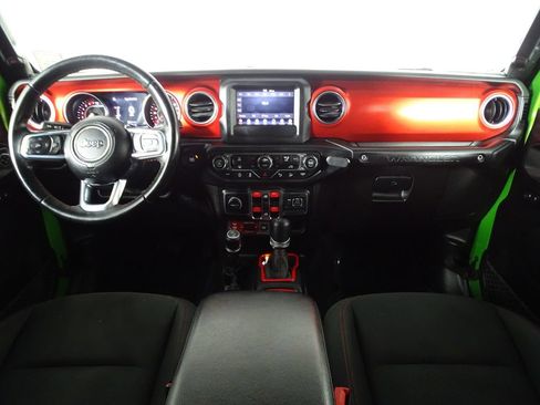 Used 2020 Jeep Wrangler Unlimited Rubicon w/ Steel Bumper Group AWD/4WD image 27
