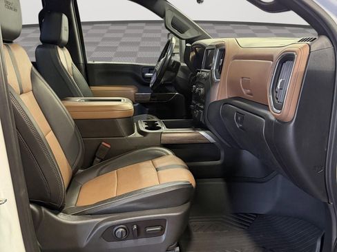 Used 2021 Chevrolet Silverado 3500 High Country w/ Z71 Off-Road Package image 11