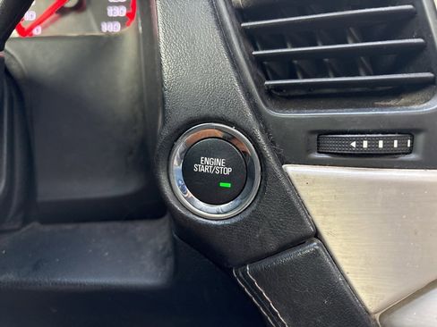 Used 2015 GMC Yukon Denali w/ Premium Package image 16