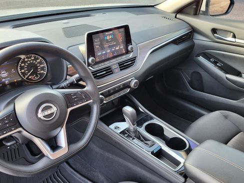 Used 2023 Nissan Altima 2.5 SV image 24