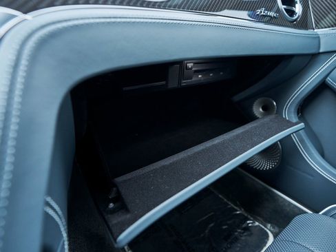 Used 2023 Bentley Continental GT Azure image 70