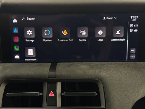 Used 2023 Porsche Taycan GTS image 29