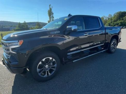 New 2026 Chevrolet Silverado 1500 High Country w/ Technology Package AWD/4WD image 8