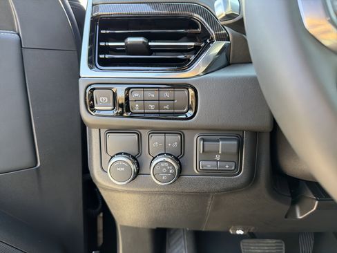 New 2026 GMC Yukon XL Elevation w/ Elevation Premium Package image 39