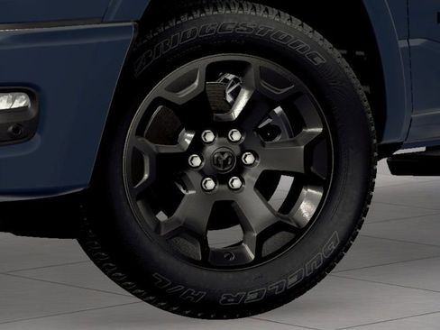 New 2026 RAM 1500 4x4 Crew Cab image 17