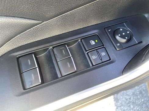 Used 2025 Toyota RAV4 XLE Premium FWD image 18