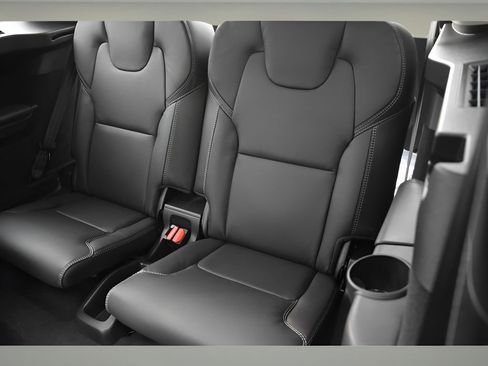 New 2026 Volvo XC90 T8 Ultra w/ Protection Package Premier image 15