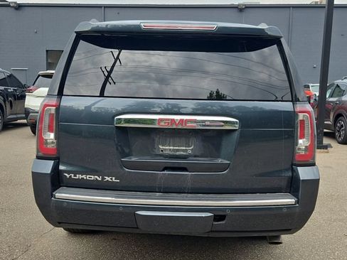 Used 2020 GMC Yukon XL Denali w/ Denali Ultimate Package AWD/4WD image 15