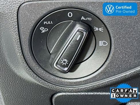 Certified 2023 Volkswagen Atlas Cross Sport SEL AWD/4WD image 10