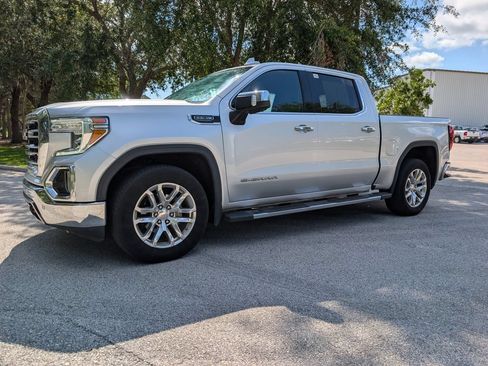 Used 2021 GMC Sierra 1500 SLT w/ SLT Premium Plus Package RWD image 3