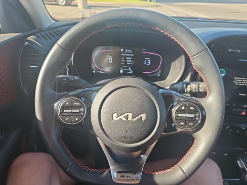 Used 2025 Kia Soul GT-Line FWD image 15