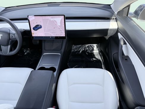 Used 2021 Tesla Model 3 Standard Range Plus image 49