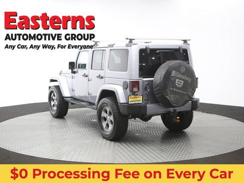 Used 2017 Jeep Wrangler Unlimited Sahara w/ Max Tow Package AWD/4WD image 67