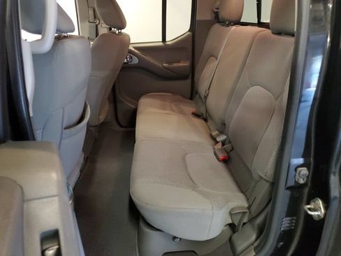 Used 2020 Nissan Frontier SV w/ SV Utility Package AWD/4WD image 25