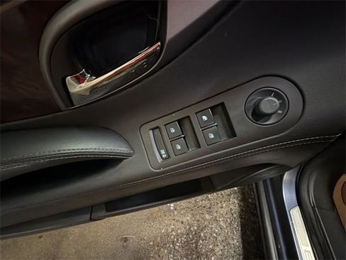 Used 2013 Buick LaCrosse Leather image 13