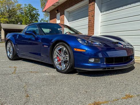 Used 2007 Chevrolet Corvette Z06 w/ Preferred Equipment Group image 24