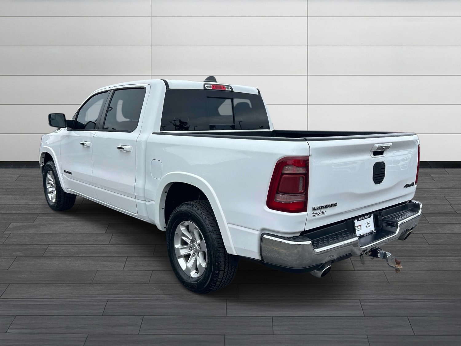 Used 2022 RAM 1500 Laramie AWD/4WD image 6