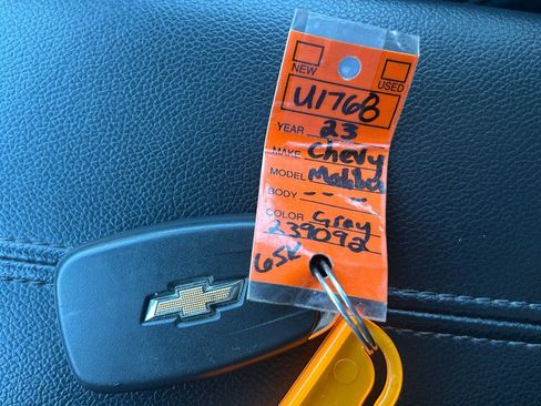 Used 2023 Chevrolet Malibu LT image 37