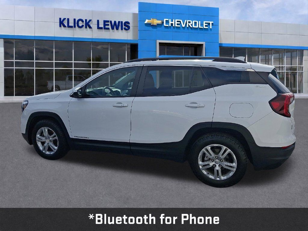 Used 2023 GMC Terrain SLE FWD image 4