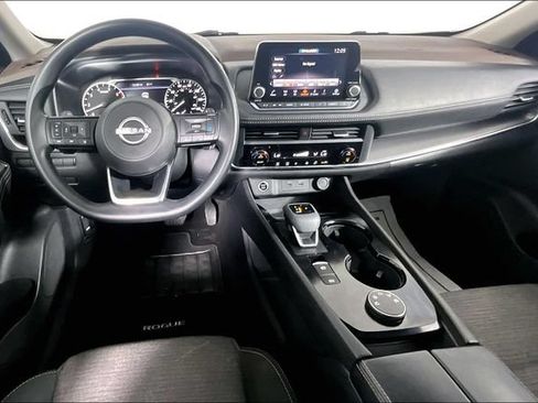 Used 2023 Nissan Rogue SV AWD/4WD image 18