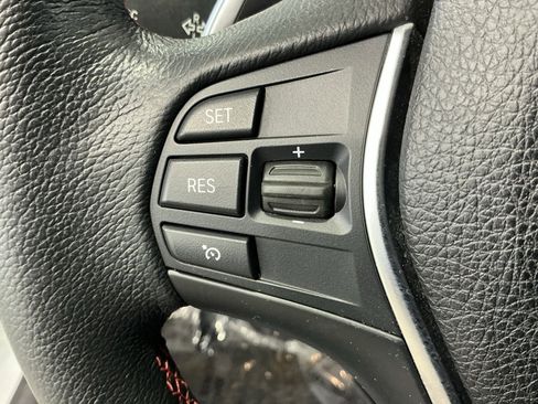 Used 2018 BMW 330i xDrive Sedan image 12