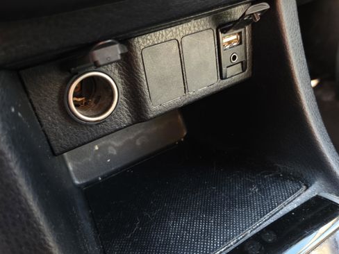 Used 2016 Toyota Corolla L FWD image 20