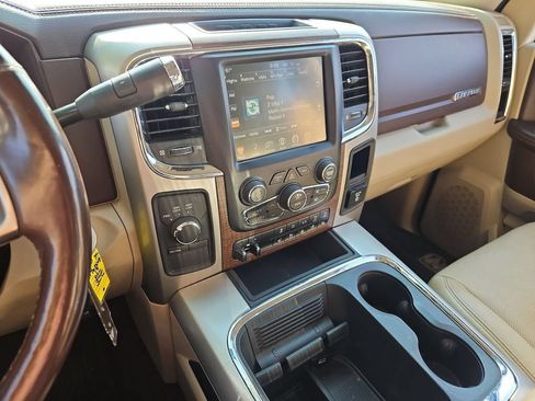 Used 2017 RAM 3500 Laramie AWD/4WD image 19