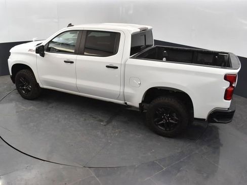 Used 2021 Chevrolet Silverado 1500 LT Trail Boss w/ Convenience Package II AWD/4WD image 25