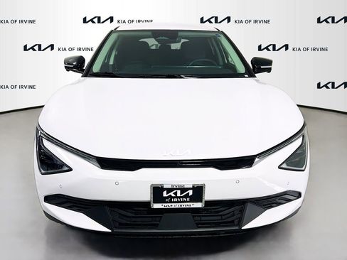 New 2025 Kia EV6 Light image 2