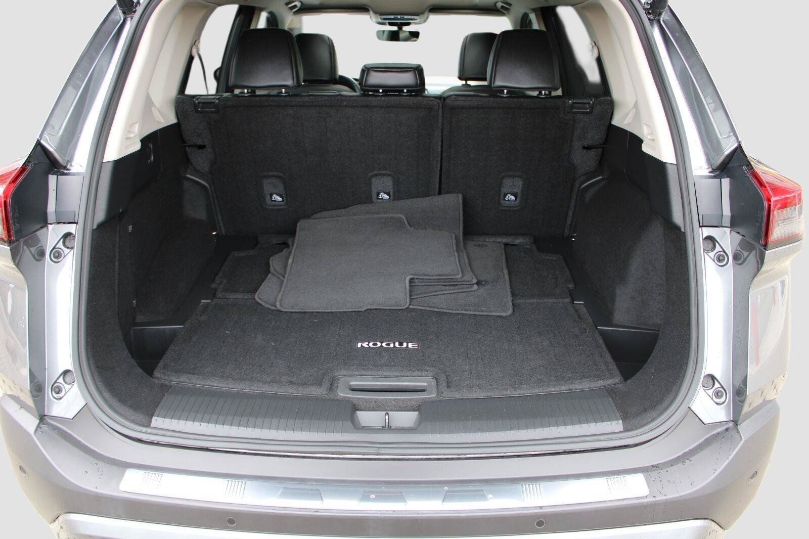 Used 2023 Nissan Rogue SL w/ SL Premium Package FWD image 33