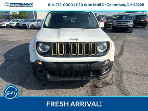 Used 2017 Jeep Renegade Latitude w/ Cold Weather Group AWD/4WD image 9