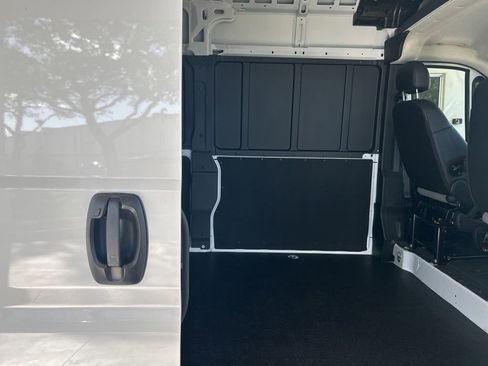 New 2026 RAM ProMaster 2500 w/ Premium Convenience Group image 20