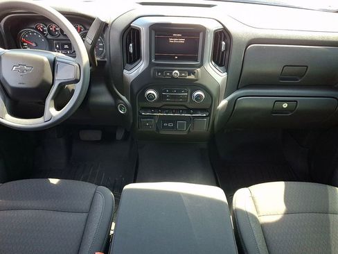 Used 2024 Chevrolet Silverado 1500 Custom Trail Boss AWD/4WD image 16