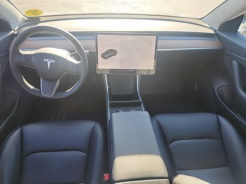 Used 2020 Tesla Model 3 Performance image 5