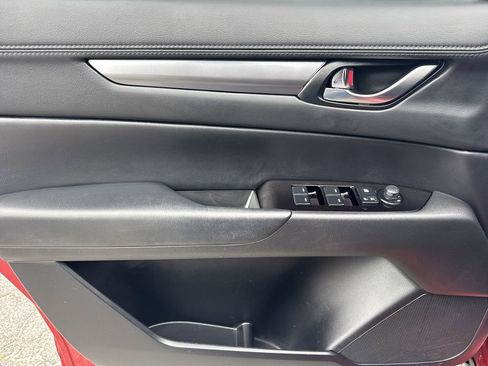 Used 2020 MAZDA CX-5 Touring image 10