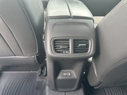 Used 2023 Buick Envision Preferred FWD image 19