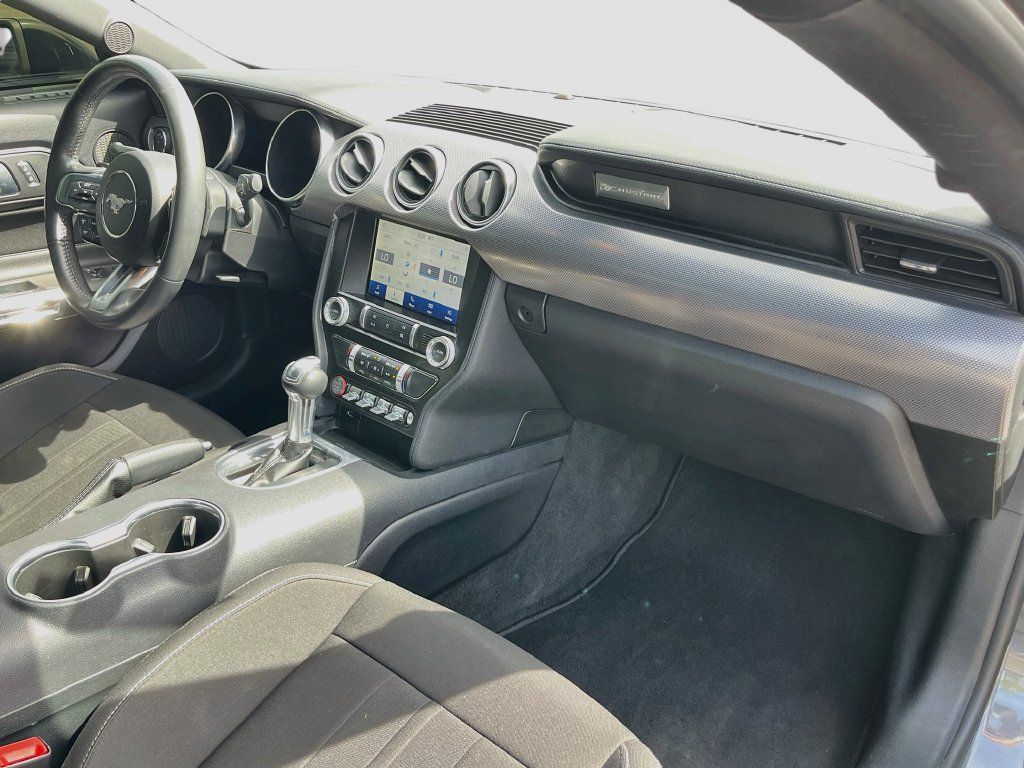 Used 2022 Ford Mustang GT w/ Equipment Group 301A RWD image 26